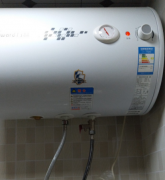 热水器漏水能修好吗