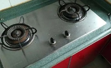 创维燃气灶电池盒在哪打开，故障维修和解决办法