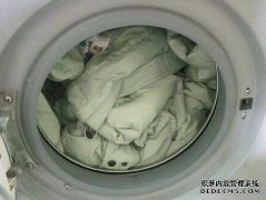 羽绒服能用滚筒洗衣机洗吗？看完这些自然就清楚了