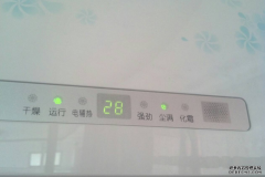 空调显示尘满怎么办？自然是按方法清除干净