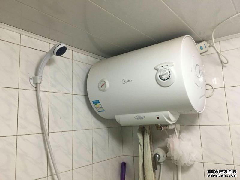 电<a href='https://www.cjwlb.com/juhe/493' target='_blank'><u>热水器漏水</u></a>能修吗，生活小助手教你几招